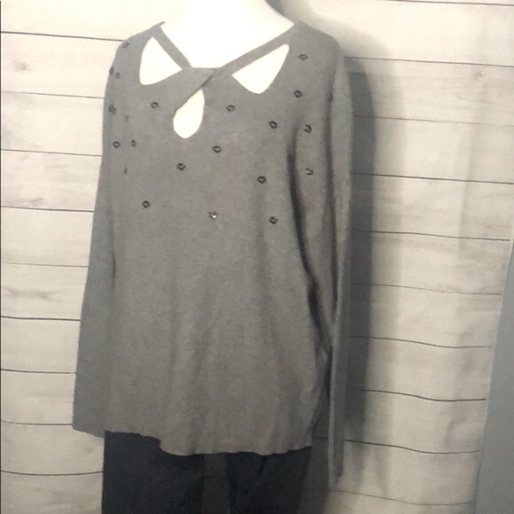 Molly Bracken Gray sweater with Lips S/M - Picture 2 of 9